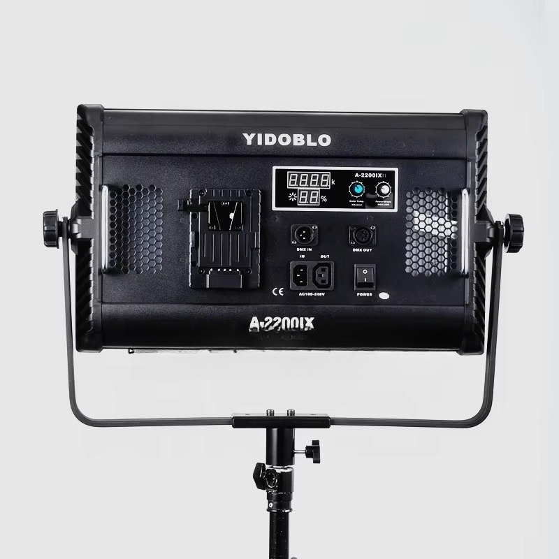 Yidoblo A-2200IIX Chińska Lamp – Lighting In Photography recenzja i cena